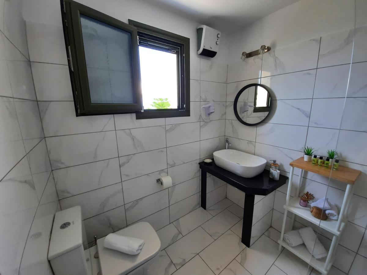 Freesia Grand Sea View Residence Svoronata Dış mekan fotoğraf