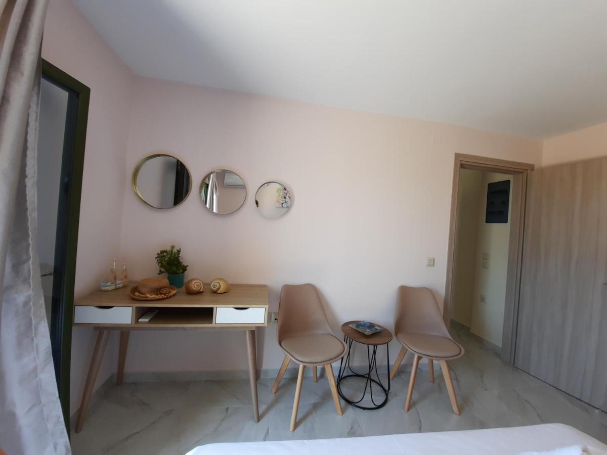 Freesia Grand Sea View Residence Svoronata Dış mekan fotoğraf