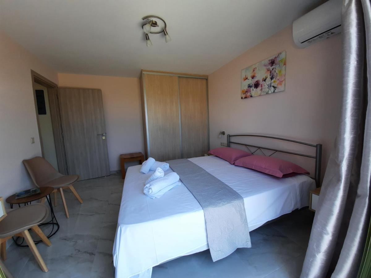Freesia Grand Sea View Residence Svoronata Dış mekan fotoğraf
