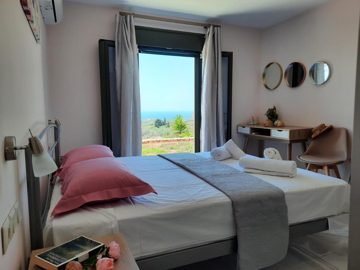 Freesia Grand Sea View Residence Svoronata Dış mekan fotoğraf
