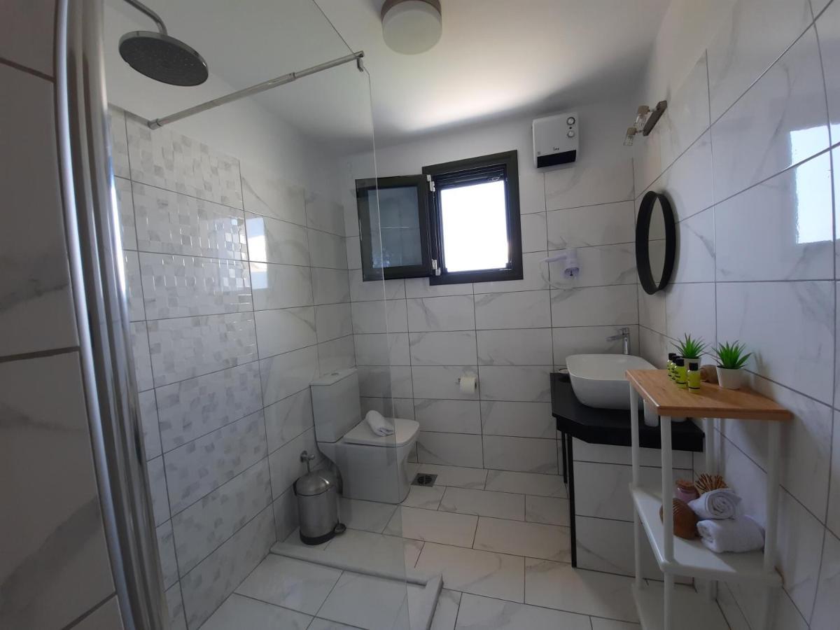 Freesia Grand Sea View Residence Svoronata Dış mekan fotoğraf