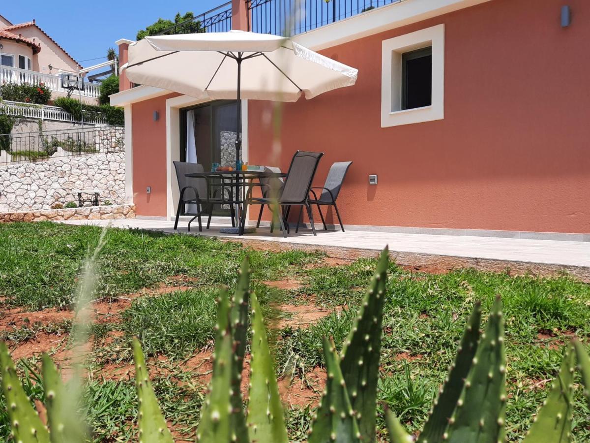 Freesia Grand Sea View Residence Svoronata Dış mekan fotoğraf