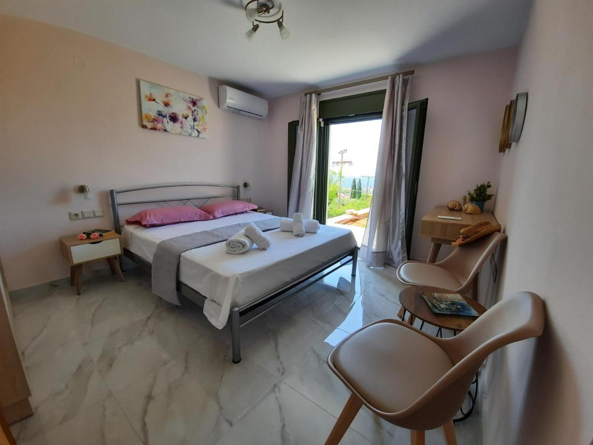Freesia Grand Sea View Residence Svoronata Dış mekan fotoğraf