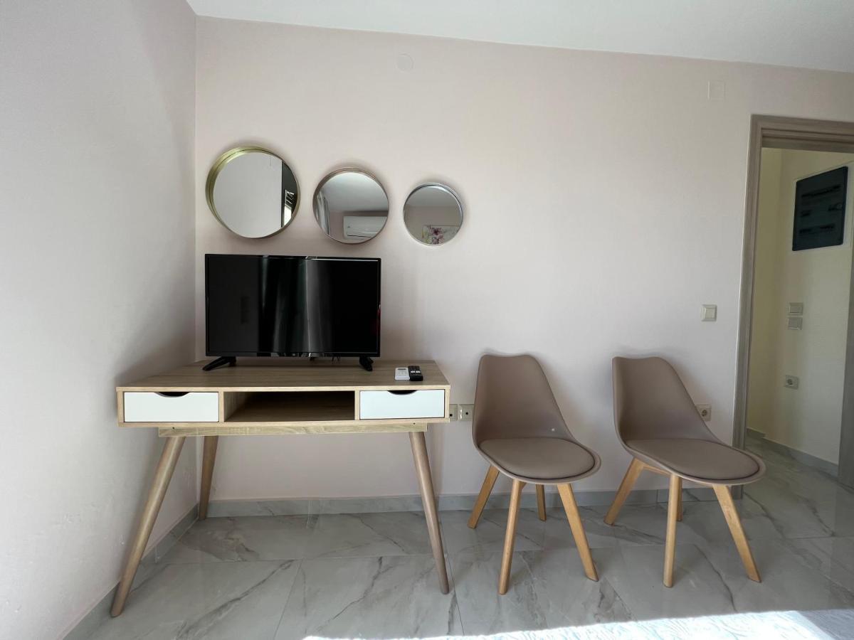 Freesia Grand Sea View Residence Svoronata Dış mekan fotoğraf